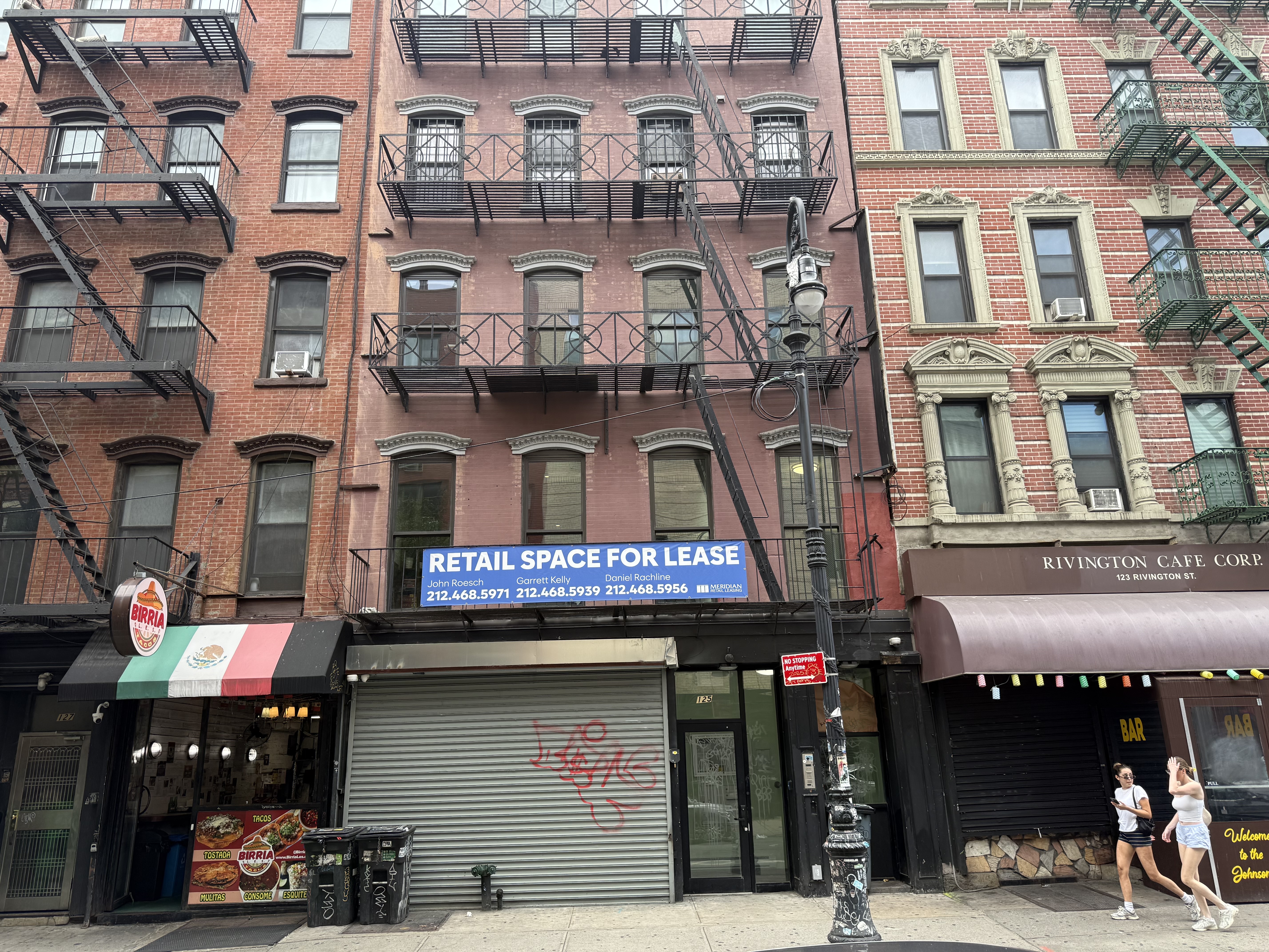 Exterior view of 125 Rivington corner